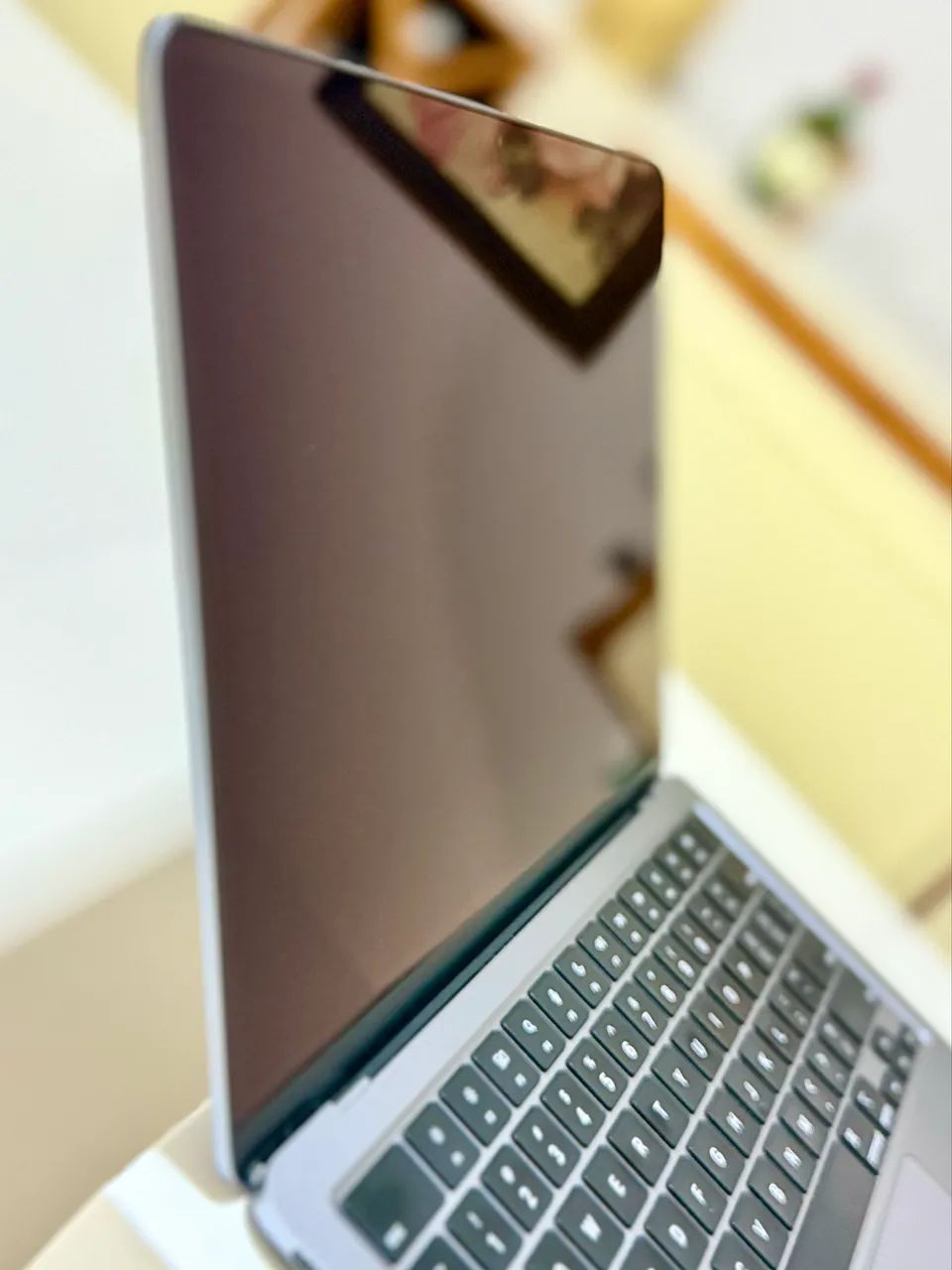MacBook Air M2 13? 16GB RAM 256GB SSD - Excelente Estado