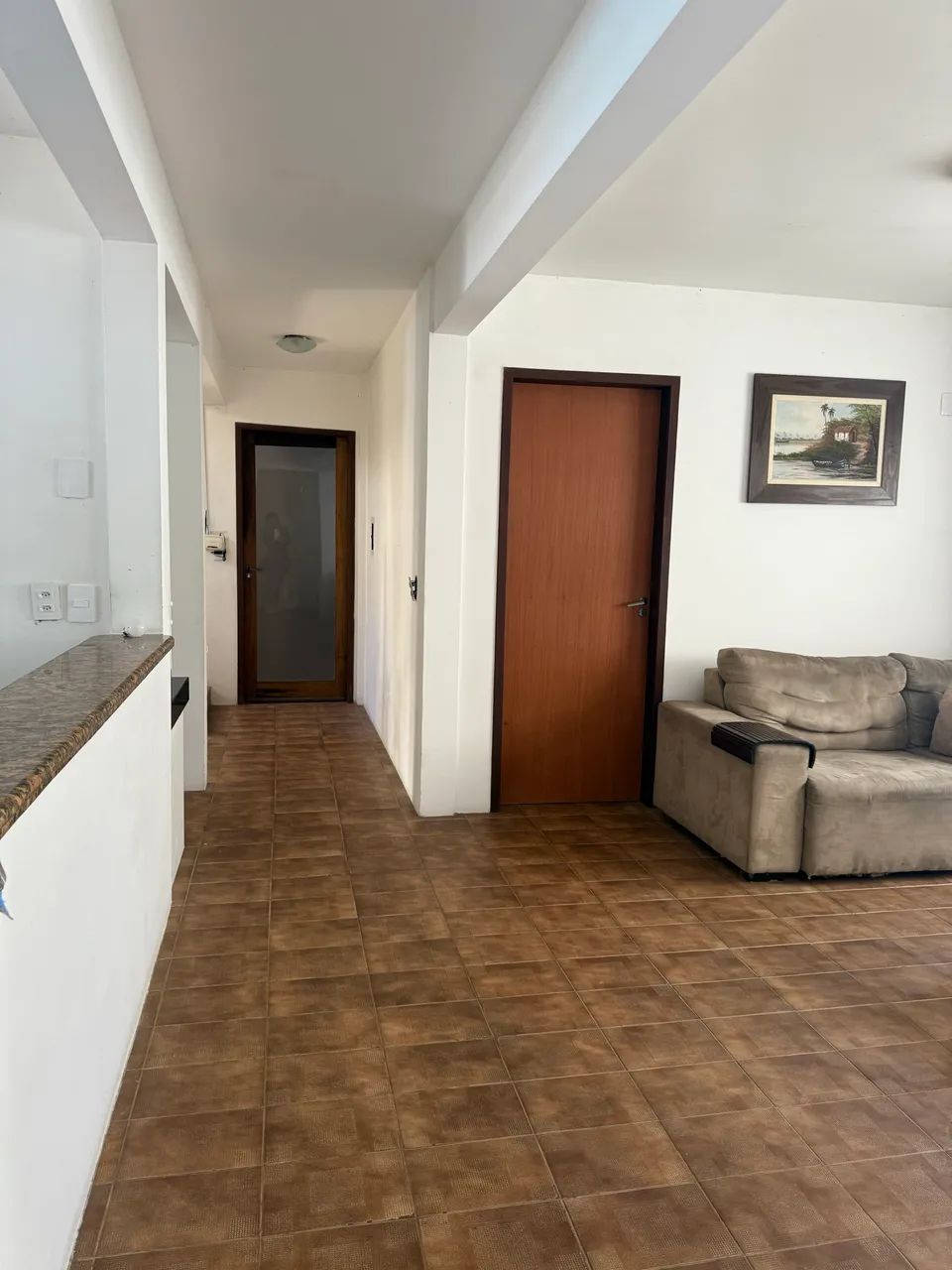 Alugo quarto mobiliado- centro beira-mar  - Foto 3