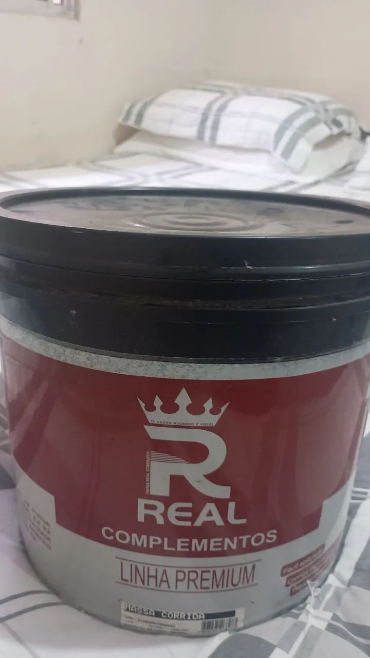 Vendo balde de massa corrida 