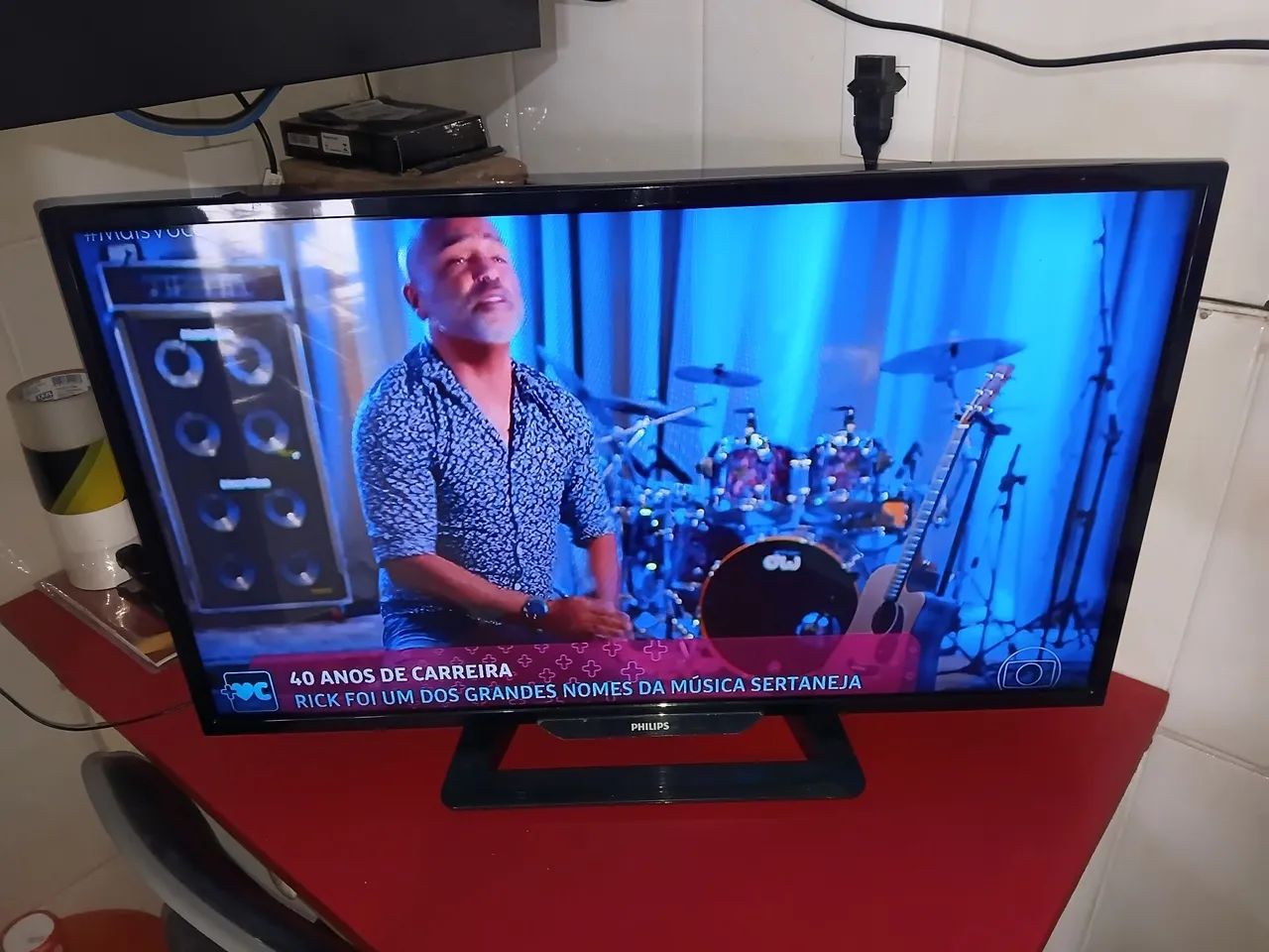 Televisão Philips 32 polegadas 800,00 reais