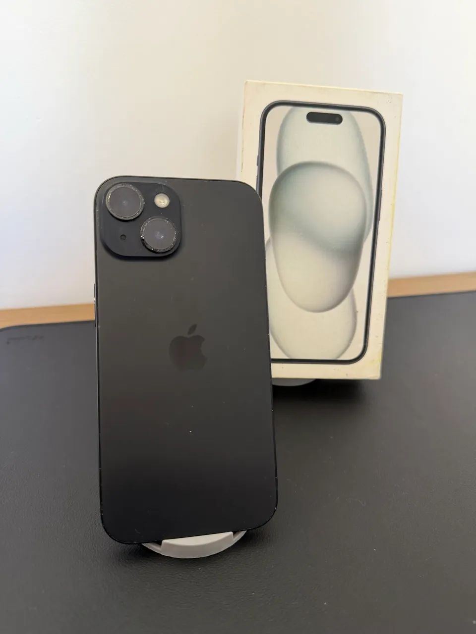 iPhone 15 128gb preto todo original - Celulares e Smartphones
