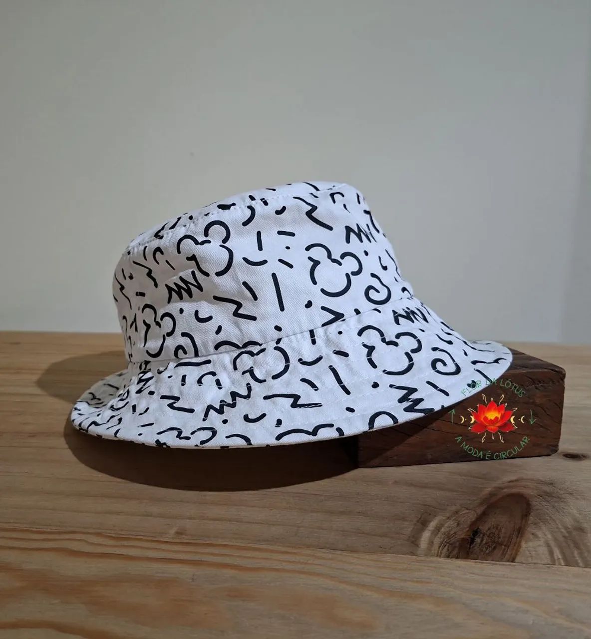 Bucket Hat Branco Mickey Tam.U - Foto 2