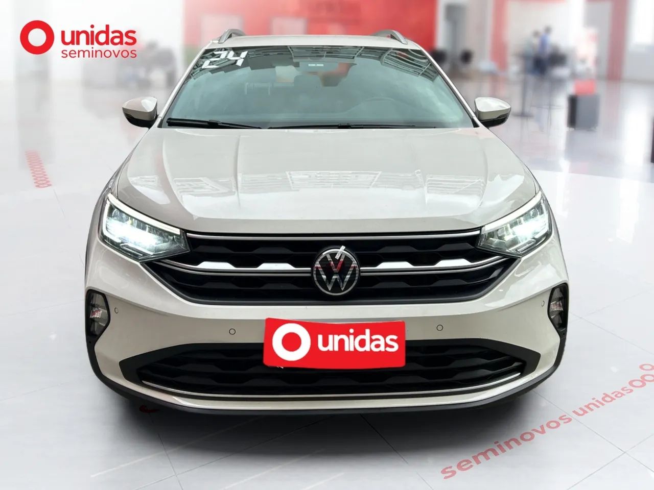 Volkswagen Nivus Highline 1.0 200 TSI Flex Aut., foto 2 de 17