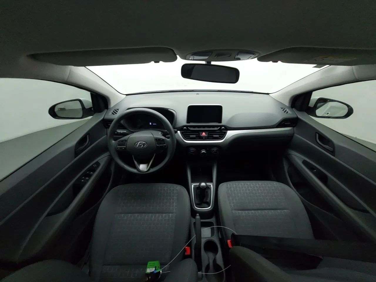 Hyundai HB20S Comfort Plus 1.0 TB Flex 12V Mec., foto 15 de 18