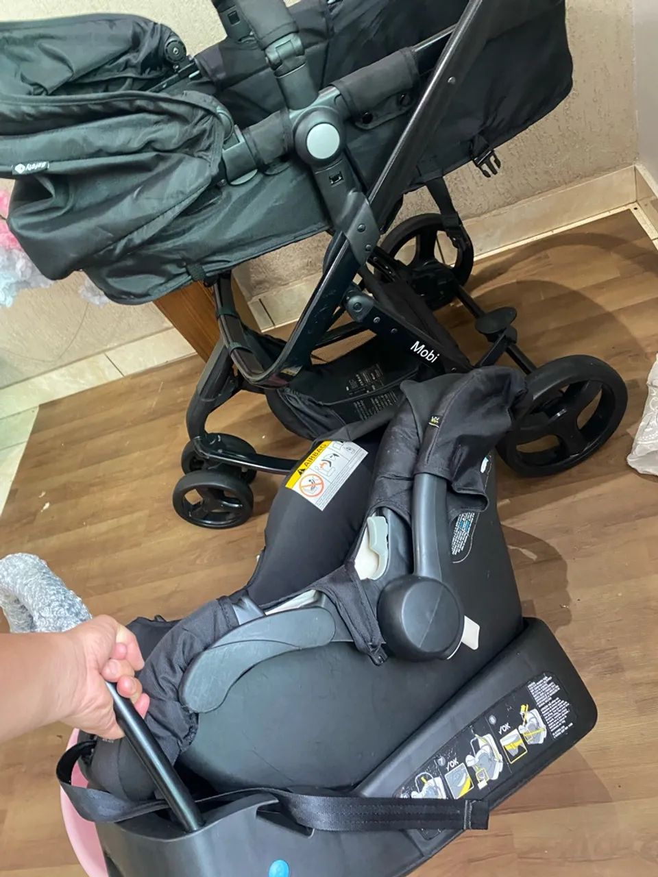 Carrinho Safety com bebê conforto e base  - Foto 4