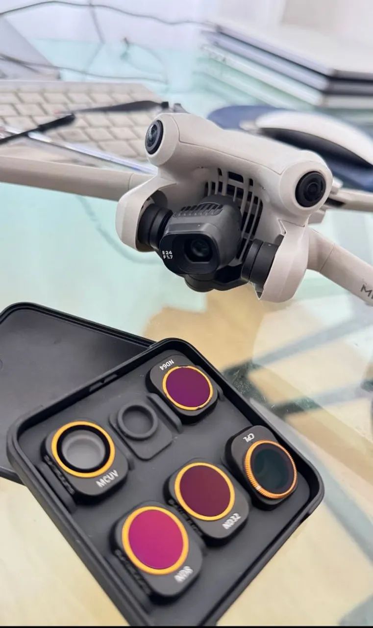 DRONE DJI MINI 4 PRO FLY MORE COMBO  - Foto 4