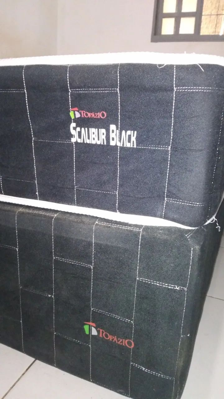 Cama de Casal com Colchão - Com Mancha no Local de Uso - Foto 3