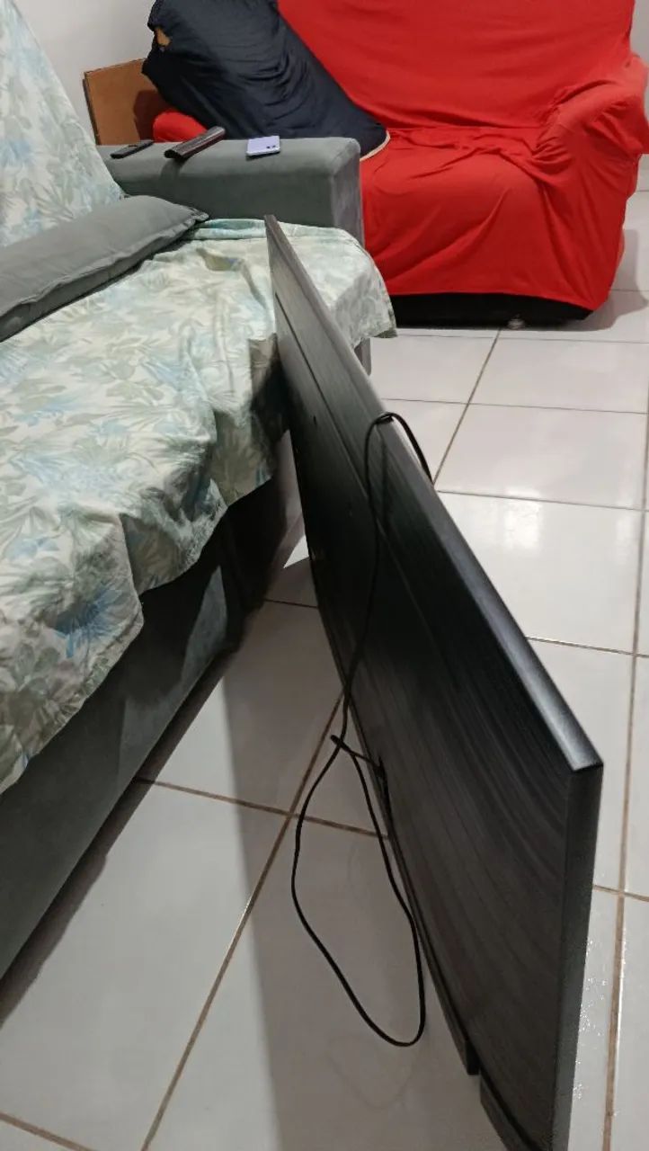 Smart tv Samsung 49 polegadas com tela quebrada 