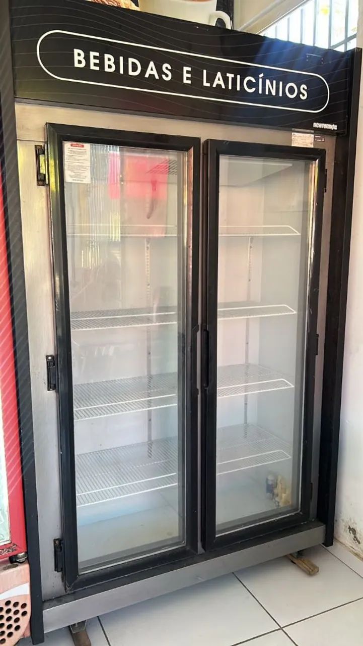Freezer  2 portas aceito cartão 