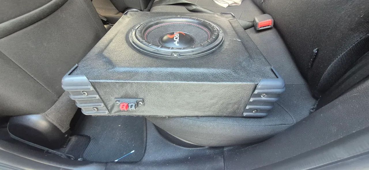 Caixa subwoofer 8 polegadas