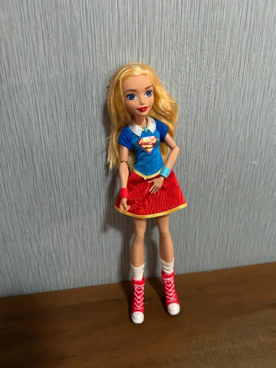 Boneca DC Supergirl