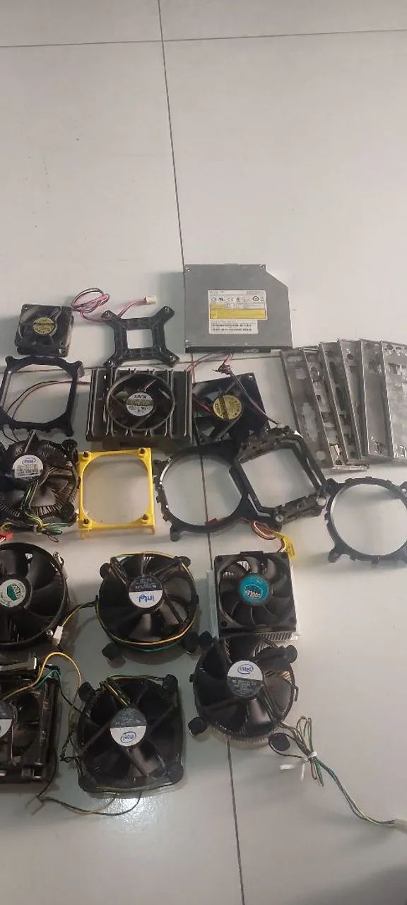 DISPENSO CURIOSOS! Coolers Boxes DDR2 DDR3 E MAIS.