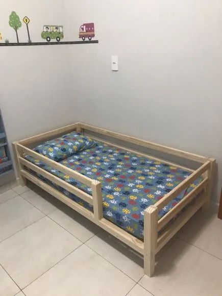 Cama infantil montessoriana 
