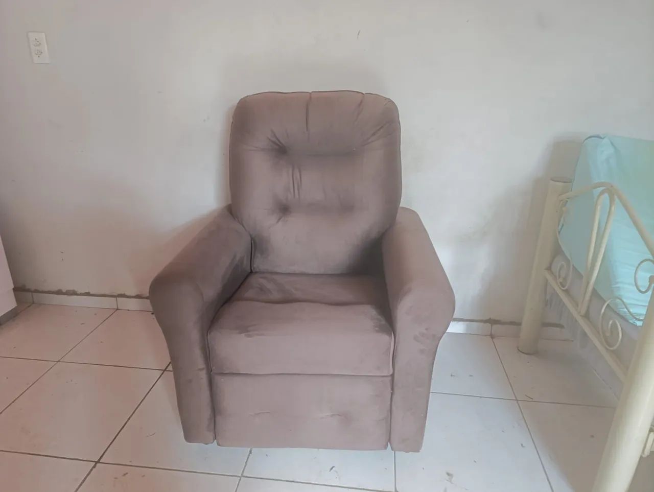 Poltrona reclinável  - Foto 2