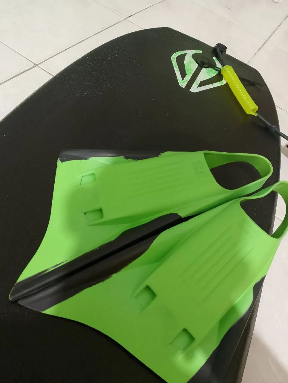 Bodyboard NMD player proride, ISS , pe de pato Genesis e lesh banana wax, tudo top ,.  - Foto 4