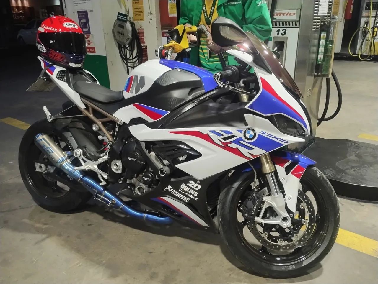 S1000 M Carbon 