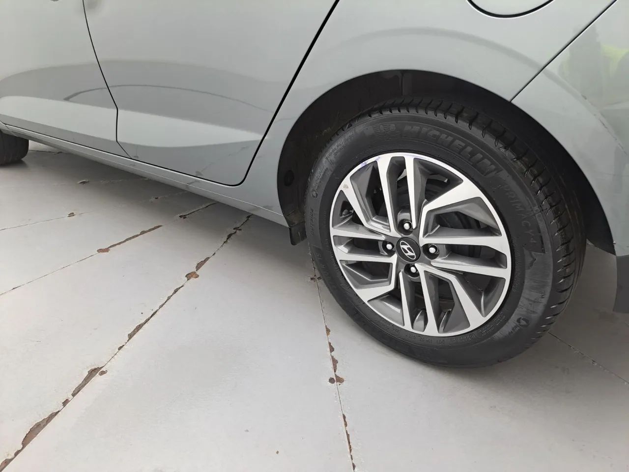 Hyundai HB20 Limited 1.0 Flex 12V Mec., foto 12 de 18