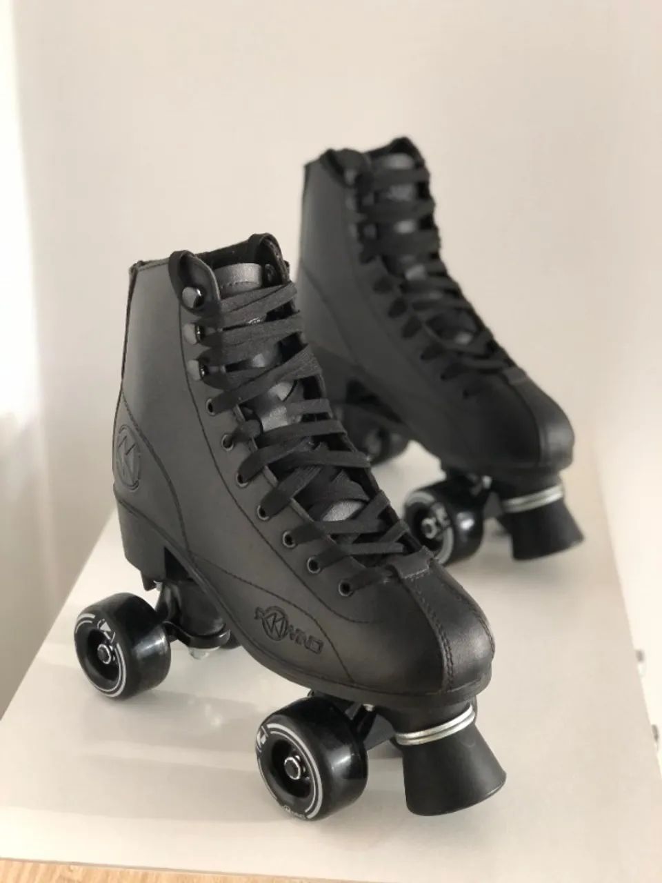 Patins Roller Derby + Kit proteção + bolsa de transporte