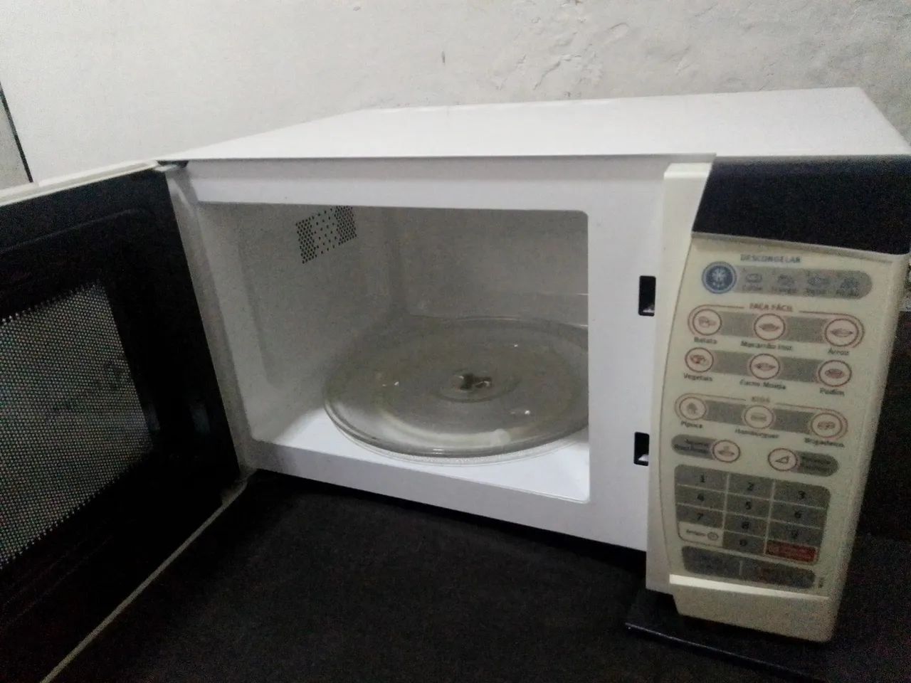 Microondas Eletrolux 110v - Foto 2