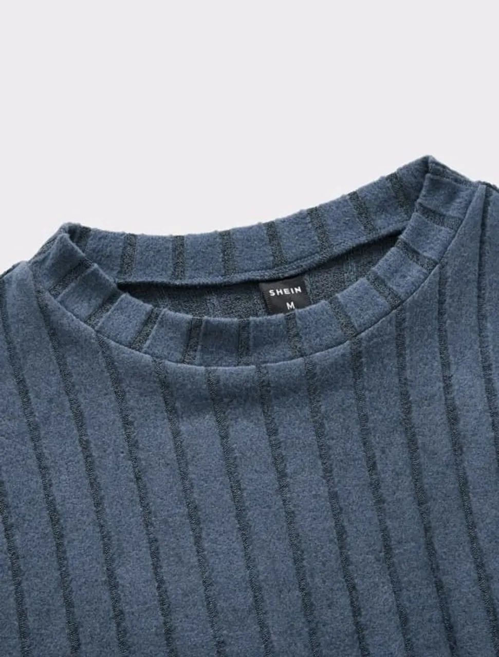 Camiseta com Nervuras Azul Petróleo Manfinity - Foto 3