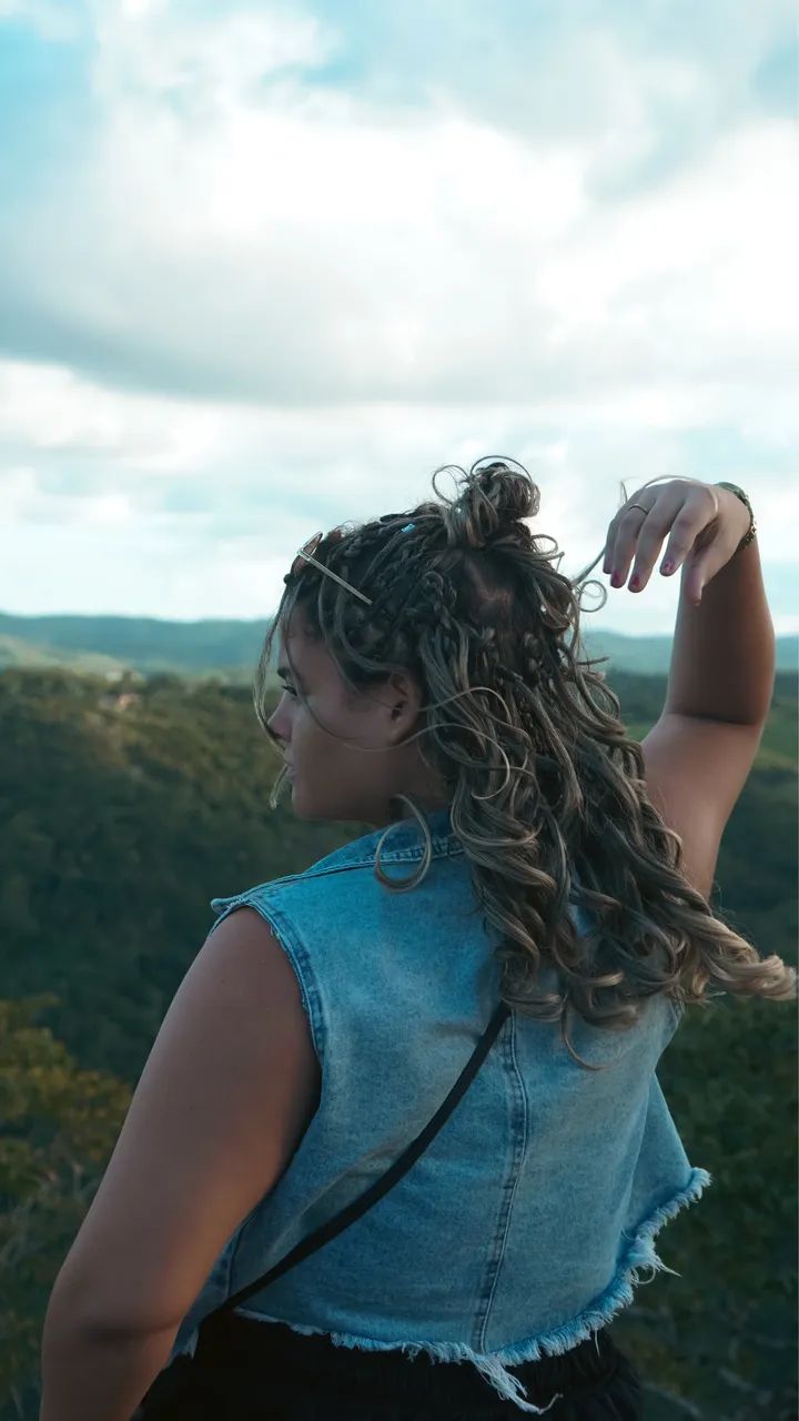 PROCURA MODELO PARA TRANÇAS - Foto 3