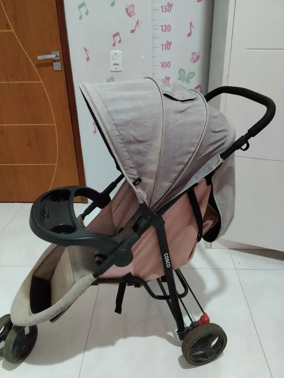 Kit Carrinho de Bebê + Bebê Conforto Cosco Reverse (Rosa/Cinza) - Ótimo Estado - Foto 3
