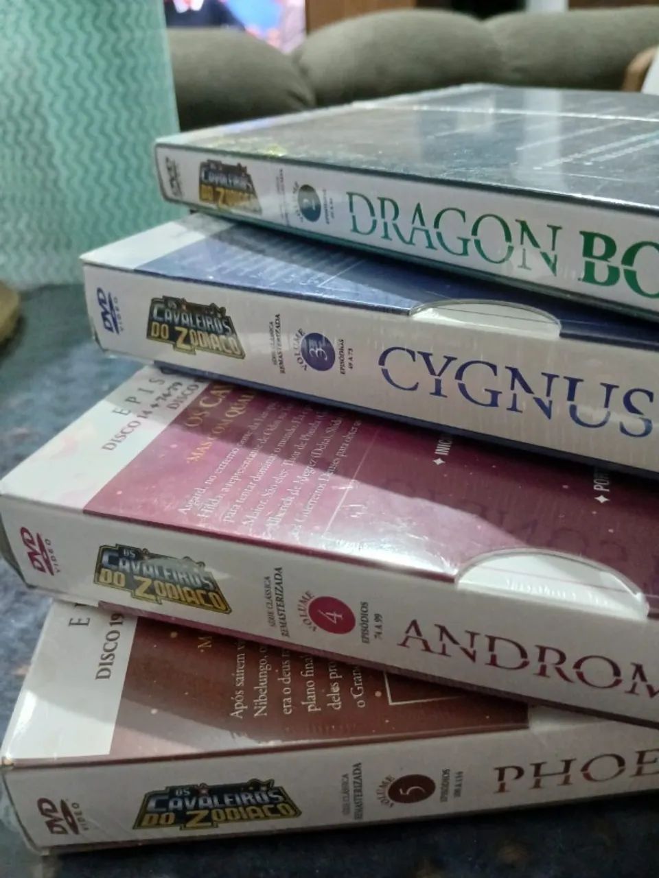 Cavaleiros do Zodíaco Série Clássica Remasterizada DVD - CDs, DVDs