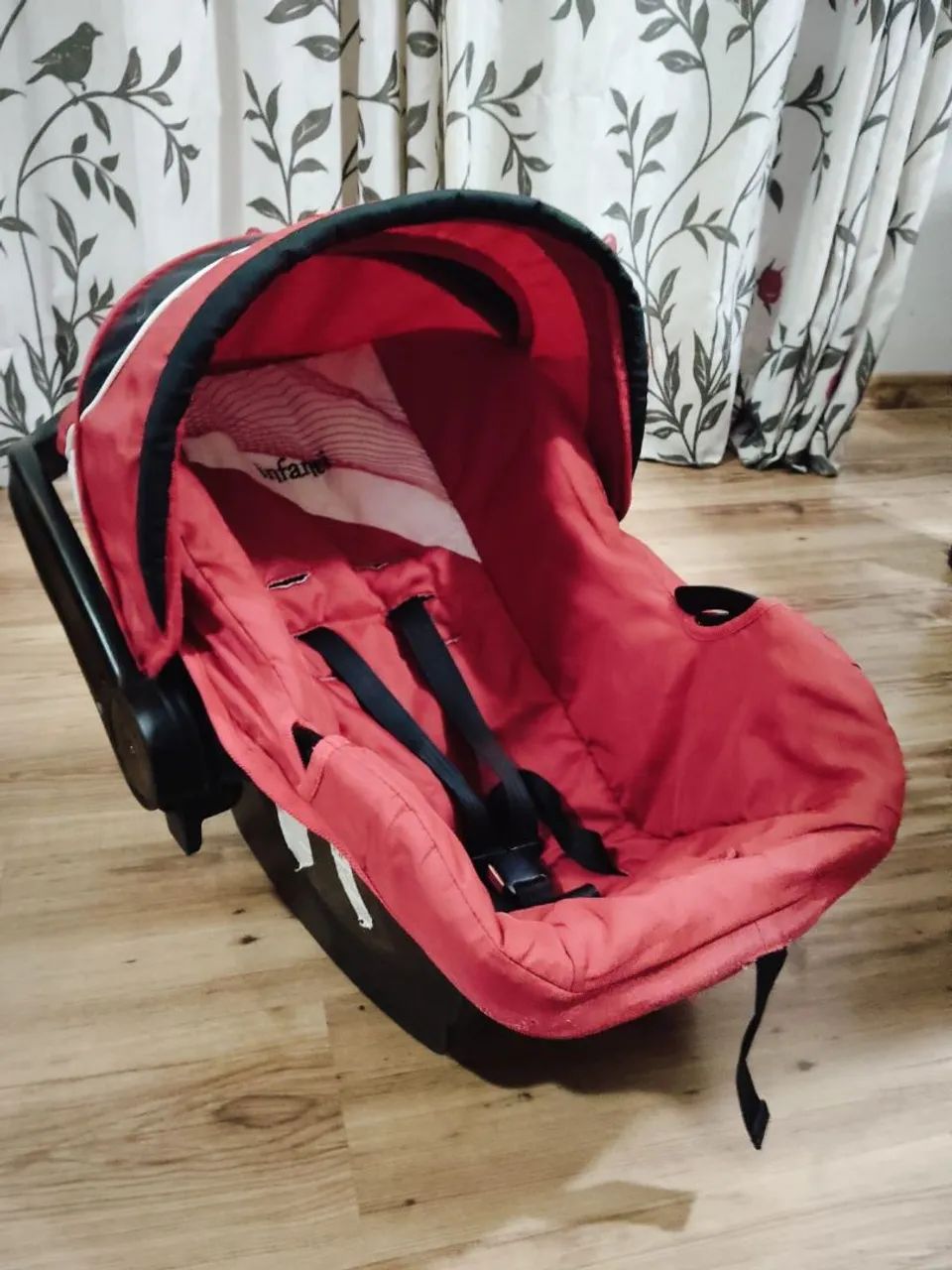 BEBÊ CONFORTO C/ BASE ISOFIX