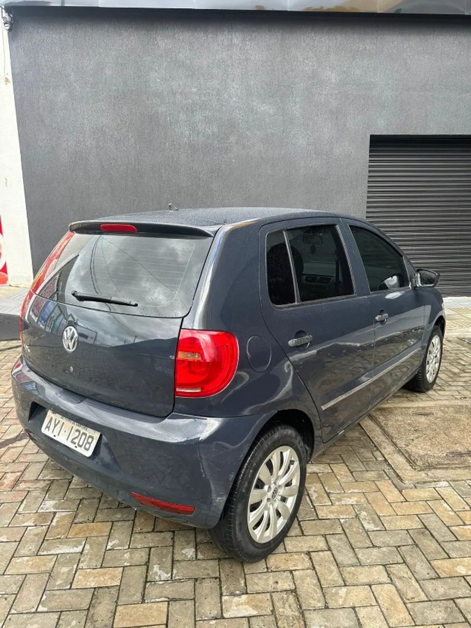 Volkswagen Fox 1.0 MI Total Flex 8V 5P 2014 - Foto 4