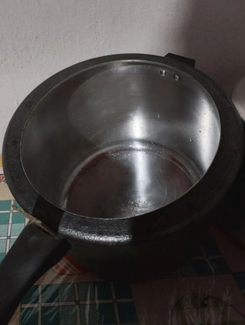 2 Panelas de pressão de 10 litros USADAS - Foto 3