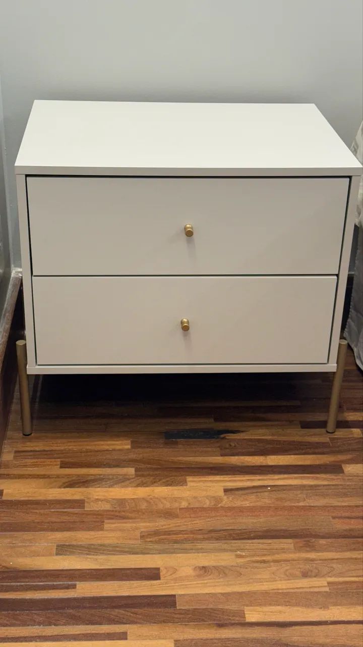 Mesa de cabeceira nova  - Foto 4