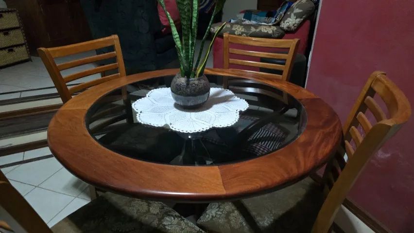Mesa de jantar redonda 