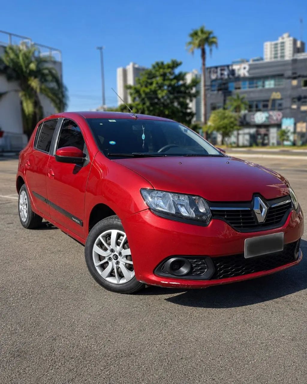 Renault Sandero 2015