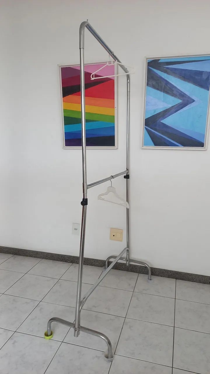 Arara para roupas  - Foto 5