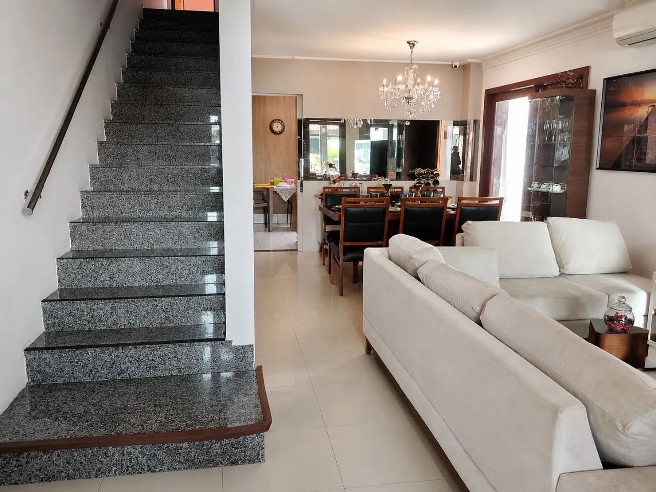 CASA DUPLEX DE LUXO NA PARANGABA, LOCALIZAÇÃO CENTRAL... - Foto 3