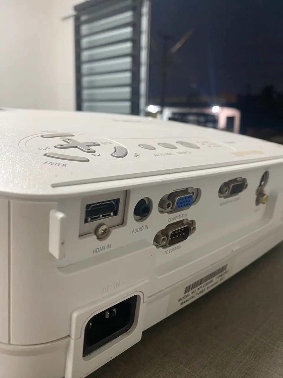 Projetor com conexão HDMI - NEC - TOP - Foto 2