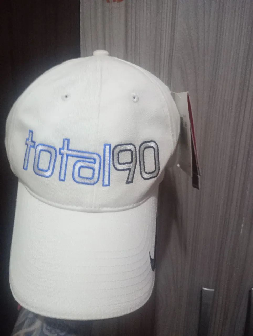 Boné Nike total 90