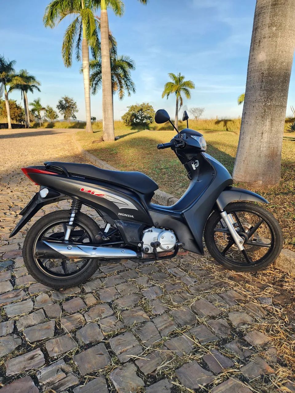 Biz 125 completa ano 2014