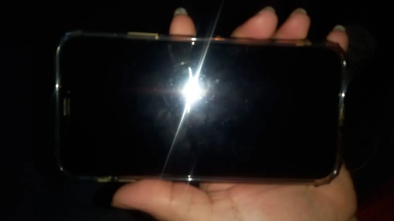 Vendo IPhone XR  - Foto 3