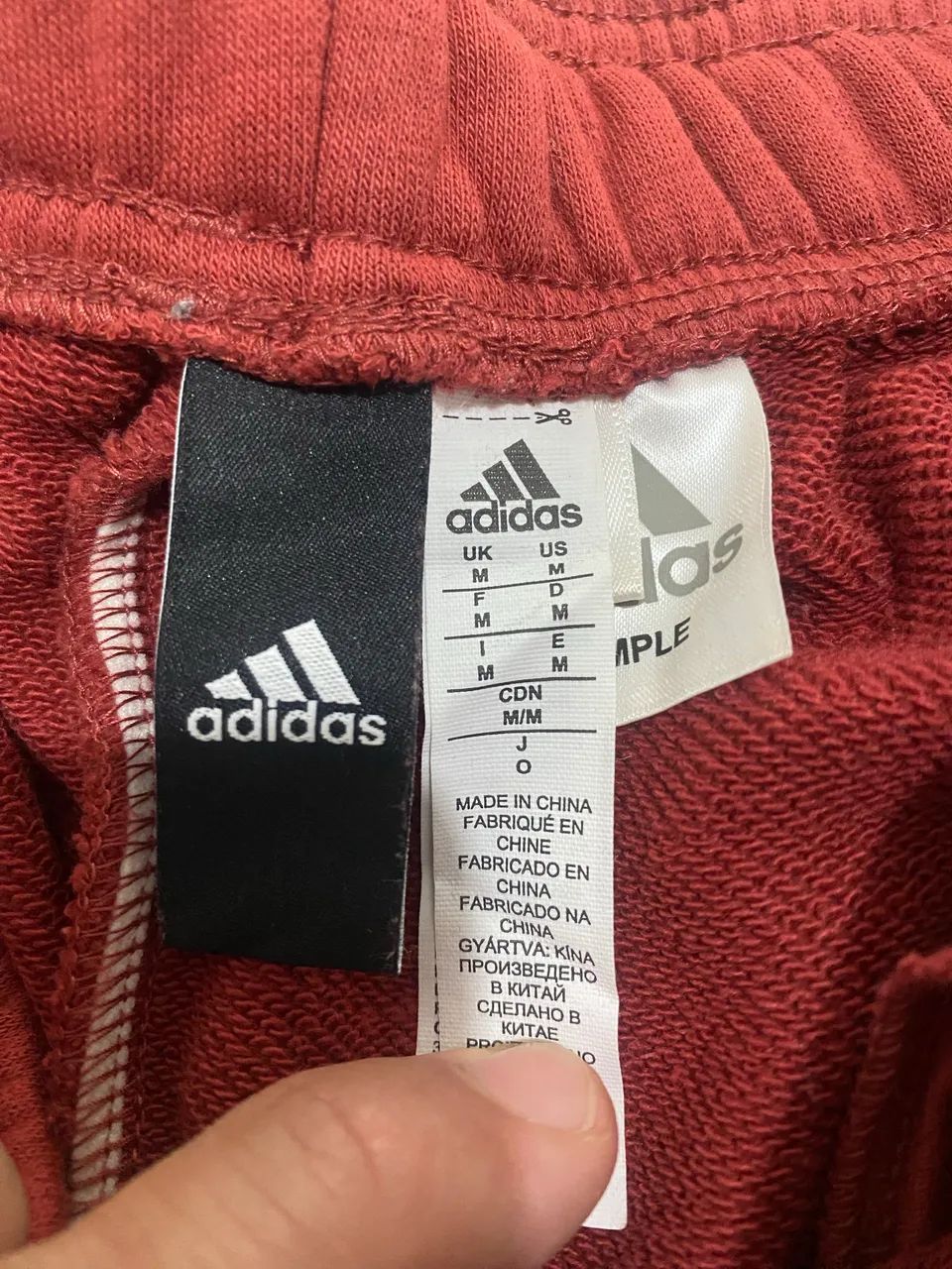 Bermuda Adidas moletom vinho (M) - Foto 4