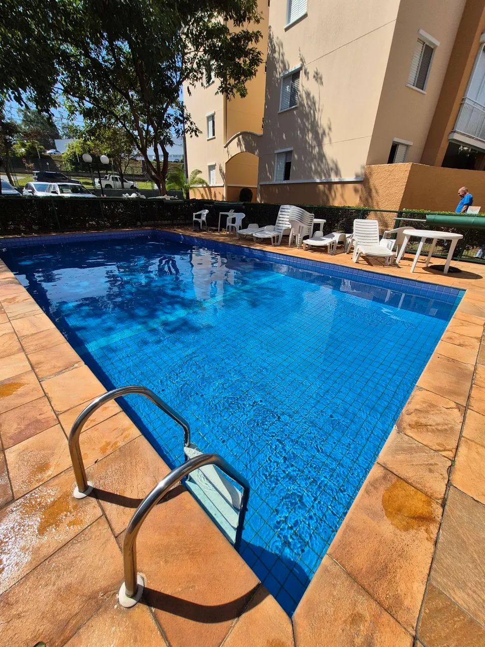 Limpeza e manutenção de piscinas  - Foto 2
