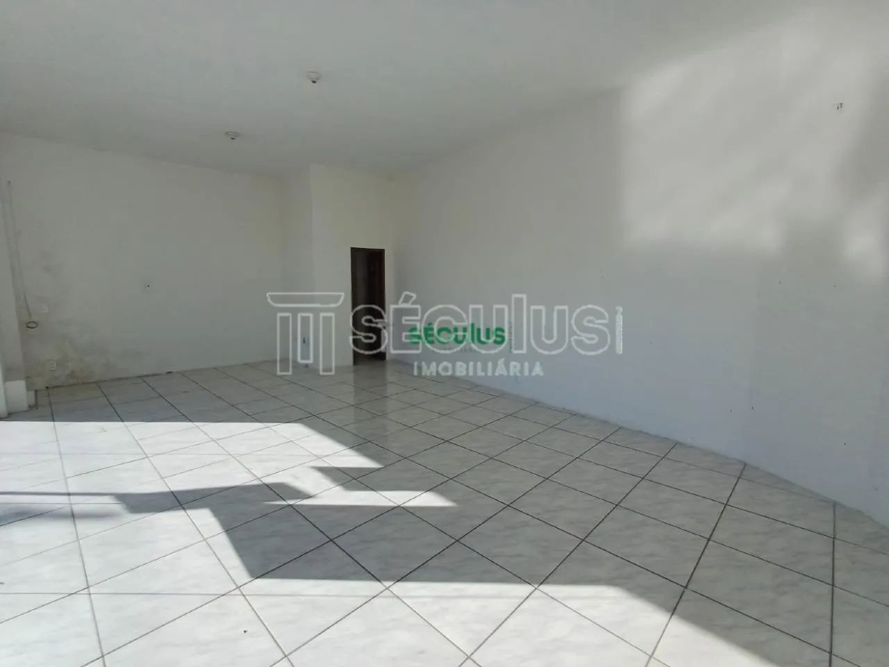 Sala comercial em excelente localização! - Foto 5