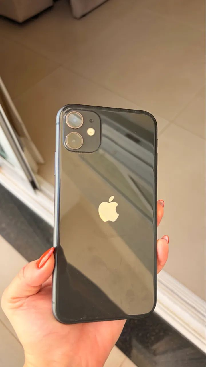 Vendo Iphone 11 64g - Celulares e Smartphones - Santa Mônica
