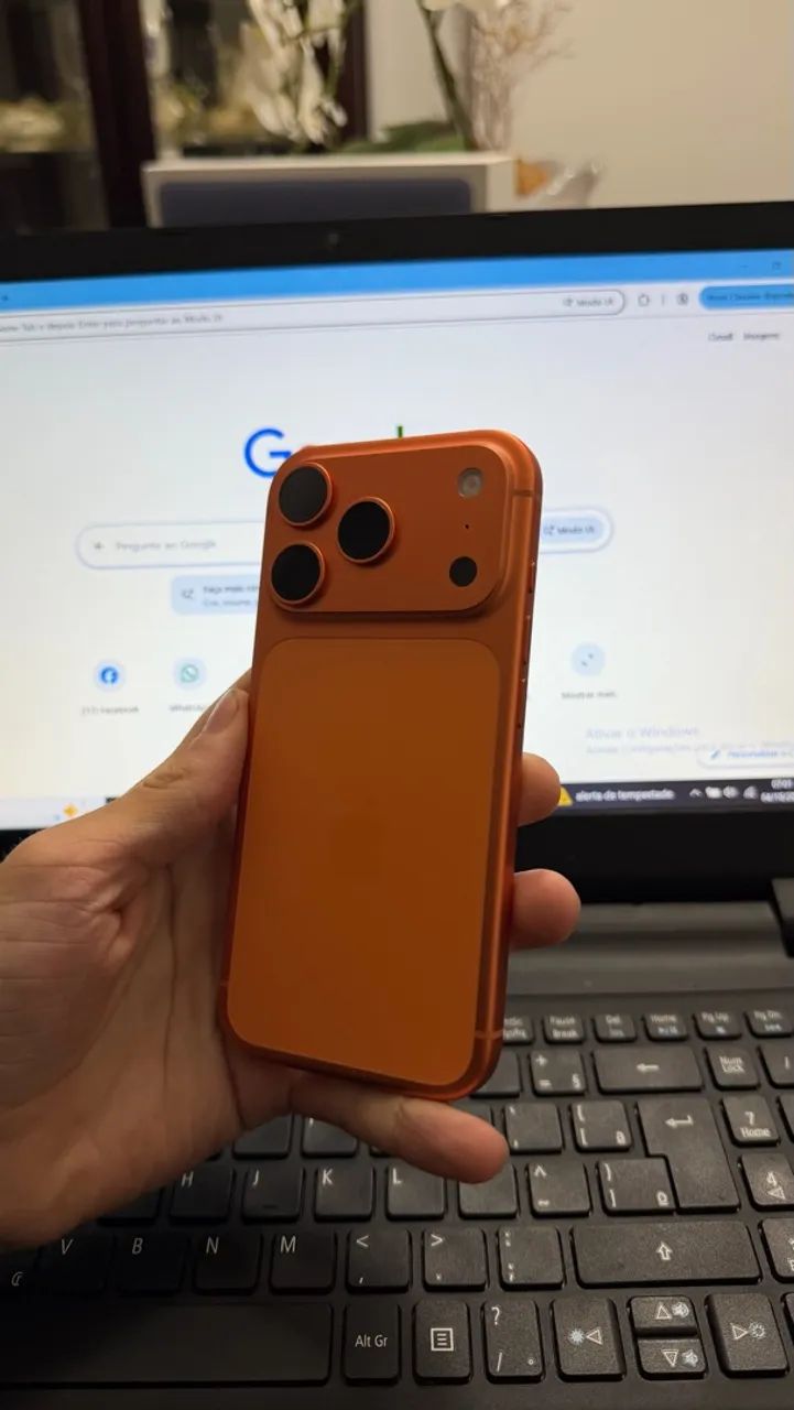 IPHONE 17 PRO APENAS ATIVADO - Foto 2