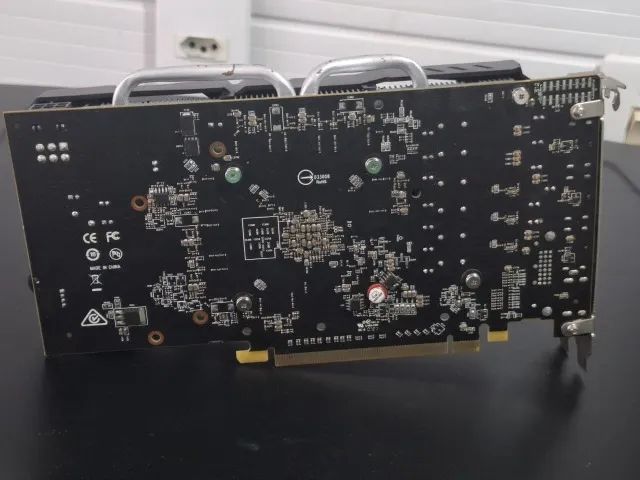 RX 580 8 GB com defeito - Foto 2