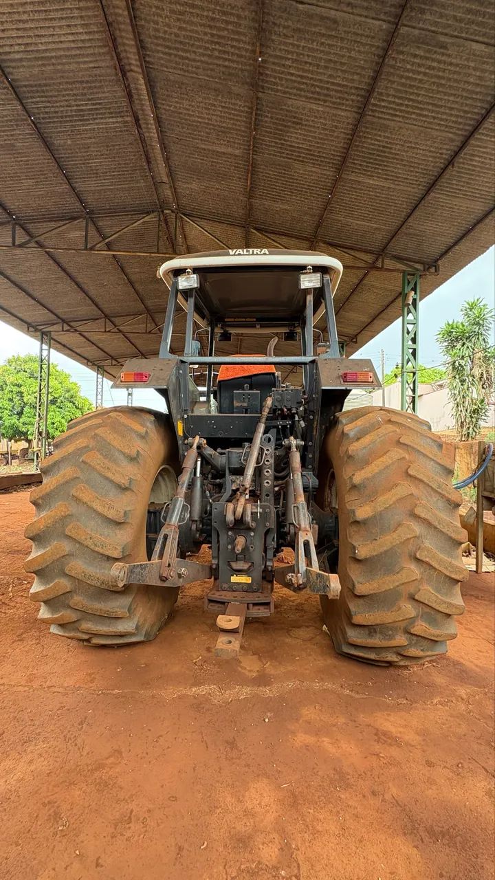 TRATOR BH140 - Foto 2