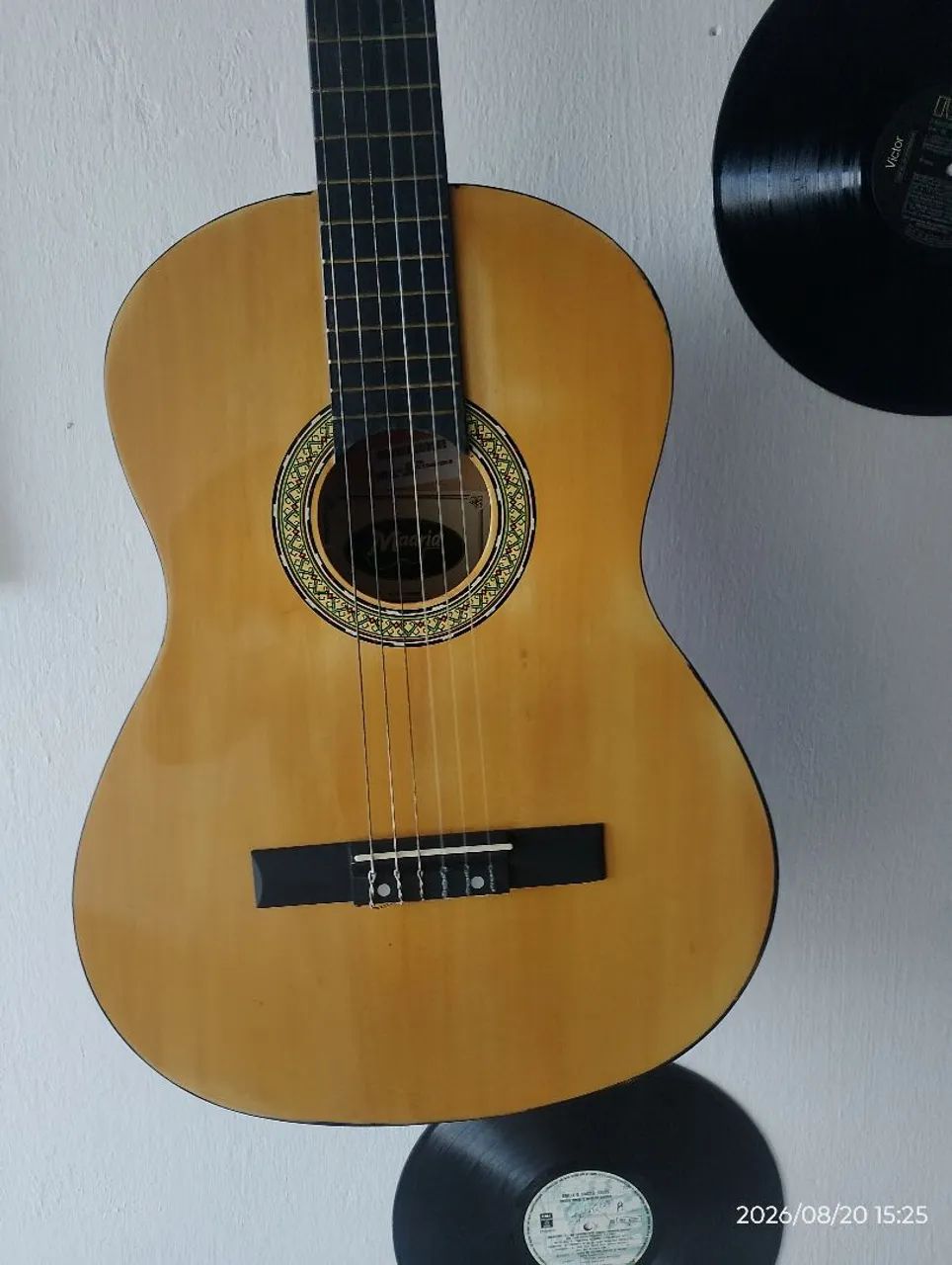 Violão clássico Madrid + acessórios  - Foto 2