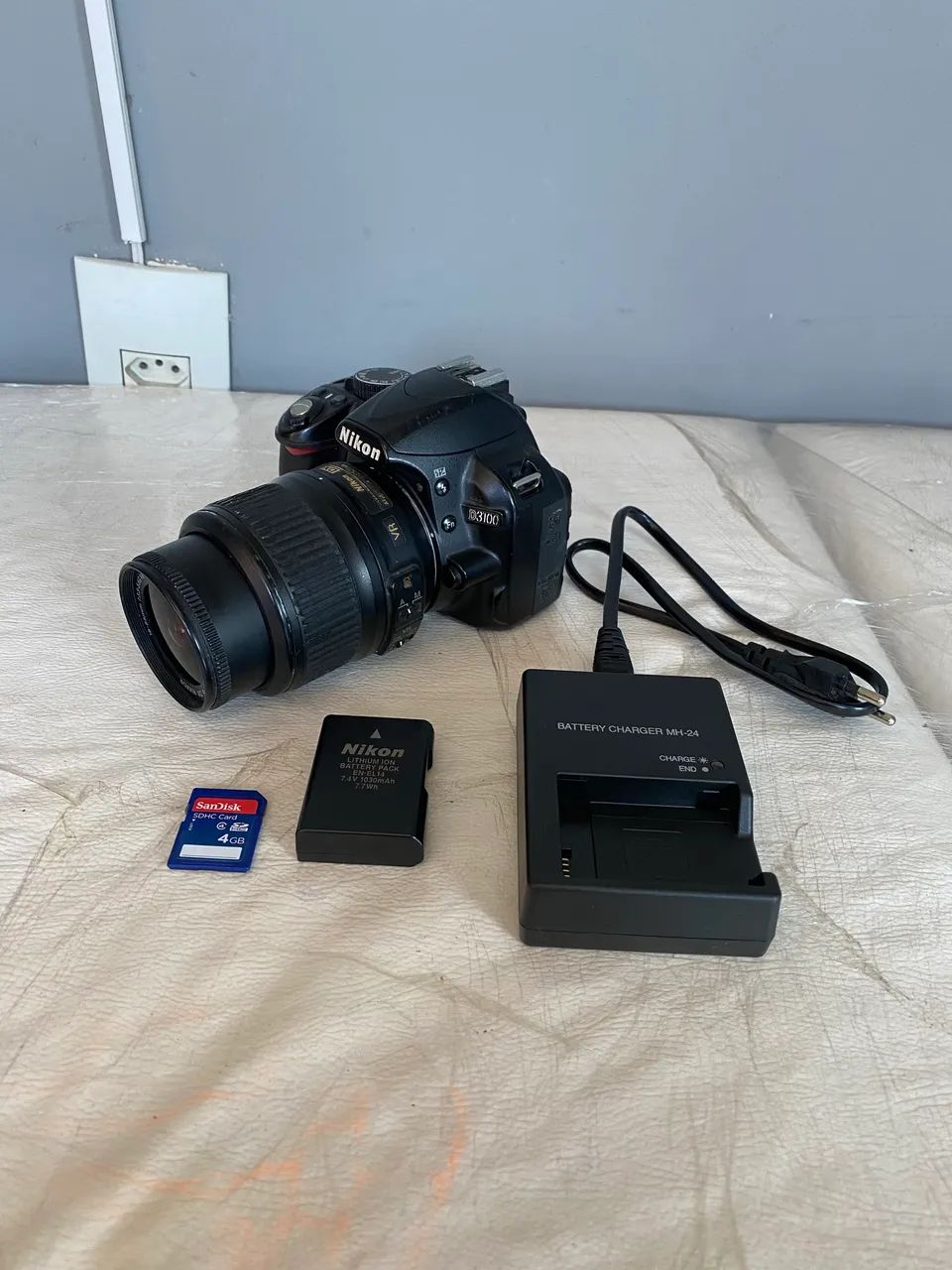 Nikon d3100