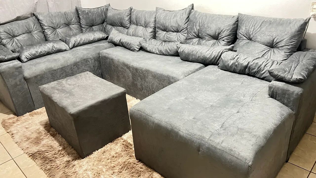 Vendo sofá lindo R$1.500 65581376859777123