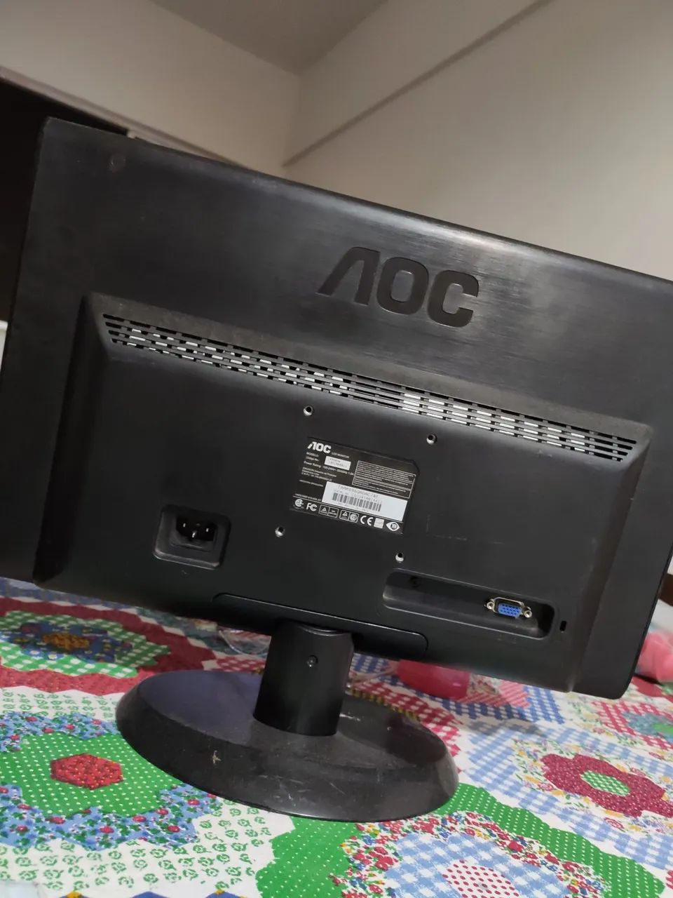 Vendo monitor AOC 18 polegadas  - Foto 2
